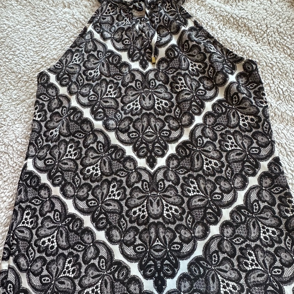 The Limited Black and White Lace Pattern Blouse